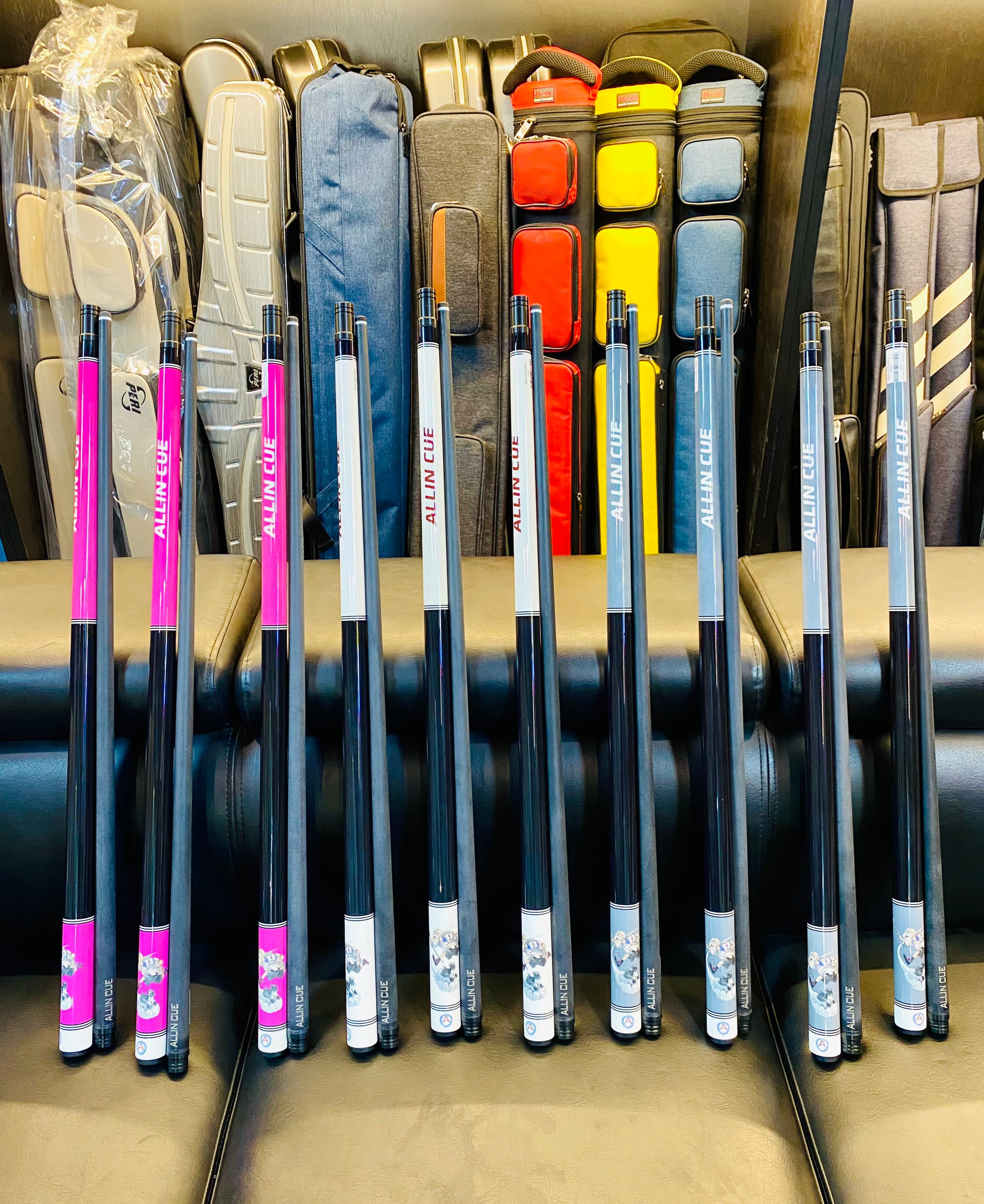 Allin Cues Carbon