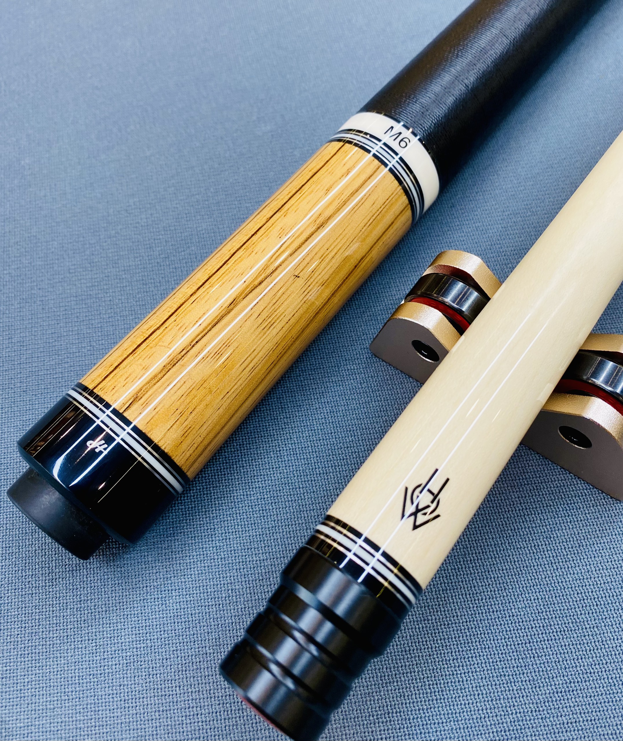 How M6 tay chỉ, ngọn mộc AP Pro