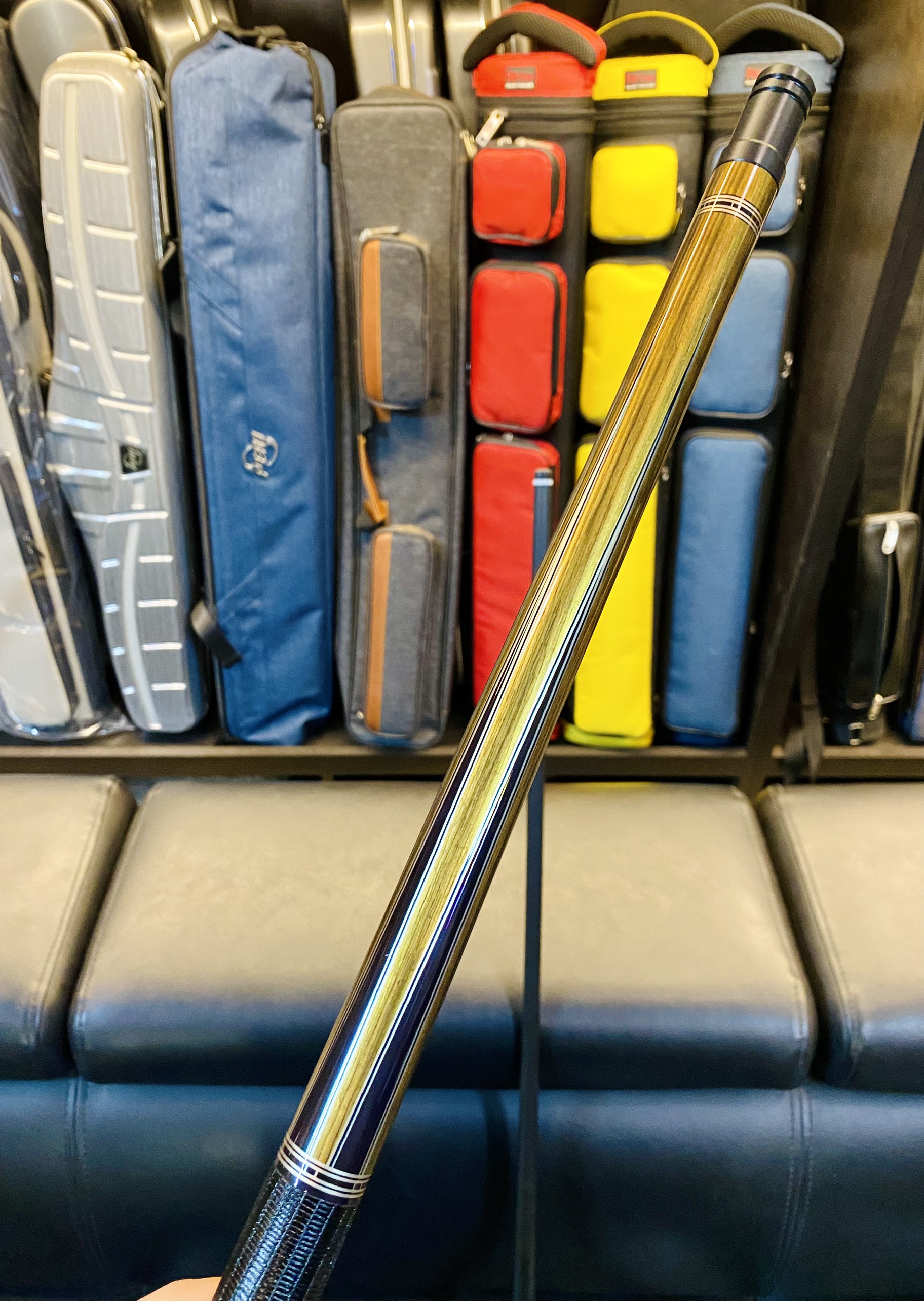Rhino Retro Carbon